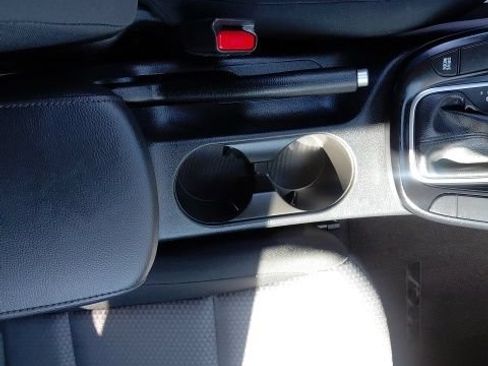 Certified 2025 Kia Soul LX FWD image 14