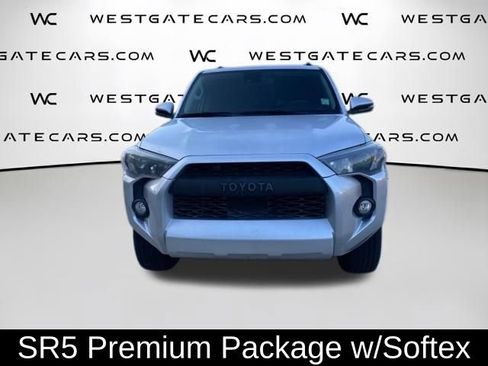 Used 2020 Toyota 4Runner SR5 Premium AWD/4WD image 2