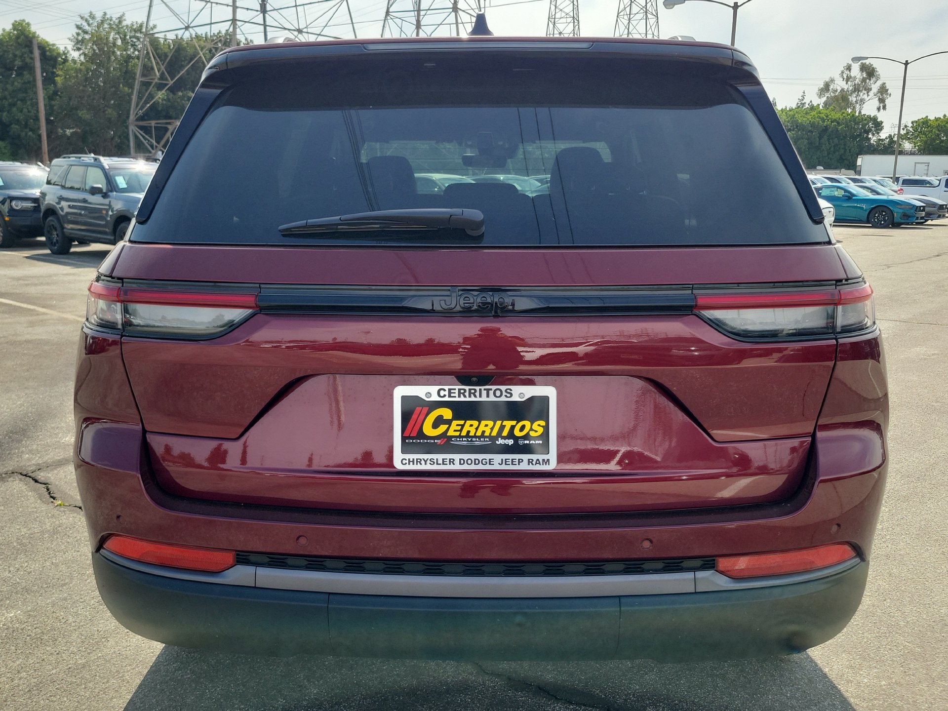 New 2026 Jeep Grand Cherokee Altitude RWD image 19