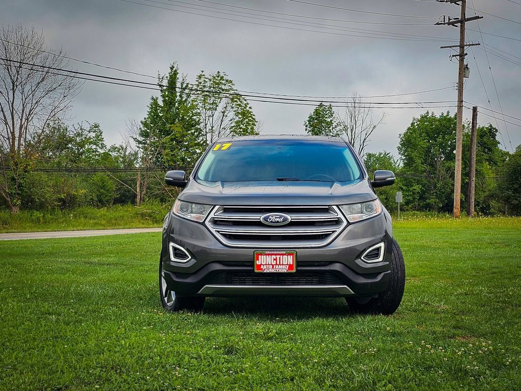 Used 2017 Ford Edge Titanium w/ Technology Package AWD/4WD image 8