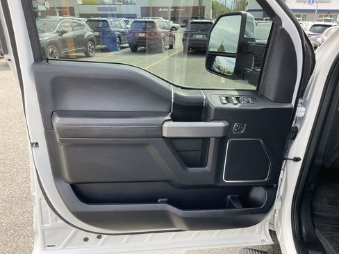 Used 2020 Ford F150 Platinum w/ Equipment Group 701A Luxury AWD/4WD image 24
