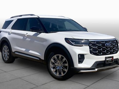 New 2026 Ford Explorer Platinum RWD image 2