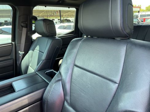 Used 2024 Toyota Tundra Platinum AWD/4WD image 22