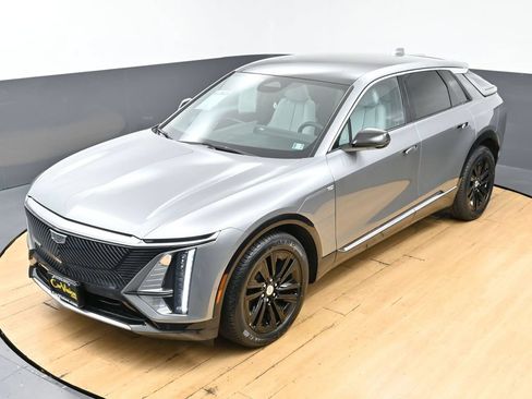 Used 2024 Cadillac Lyriq Luxury AWD/4WD image 47