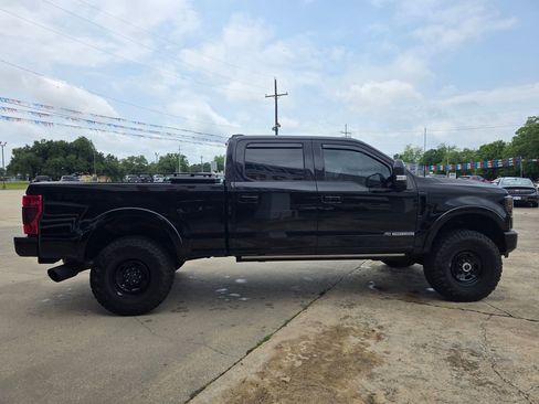 Used 2021 Ford F250 Lariat AWD/4WD image 8