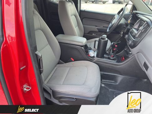 Used 2016 GMC Canyon 4x4 Extended Cab image 9