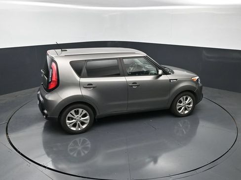 Used 2016 Kia Soul + w/ Audio Package FWD image 21