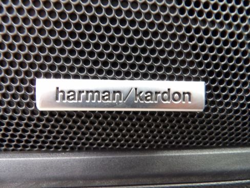 Used 2022 Subaru Outback Limited image 14