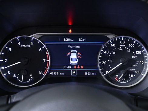 Certified 2022 Nissan Sentra SR FWD image 16