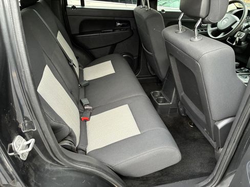 Used 2010 Jeep Liberty Sport w/ Popular Equipment Group image 13