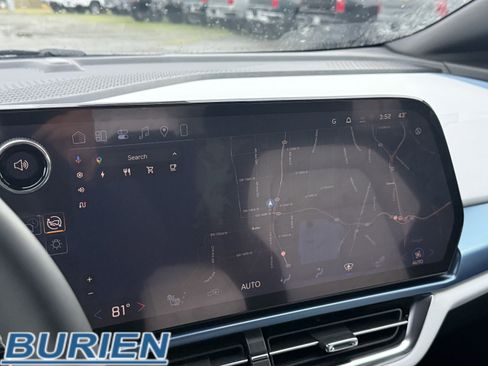 New 2026 Chevrolet Equinox EV LT image 15