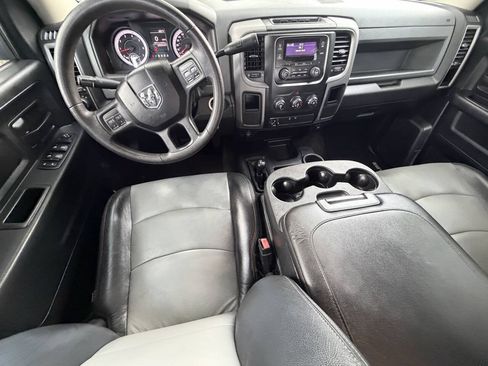 Used 2015 RAM 2500 Tradesman w/ Chrome Appearance Group AWD/4WD image 12