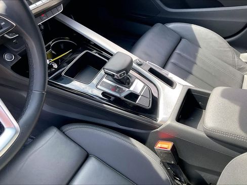 Used 2025 Audi A5 2.0T Premium Plus AWD/4WD image 17