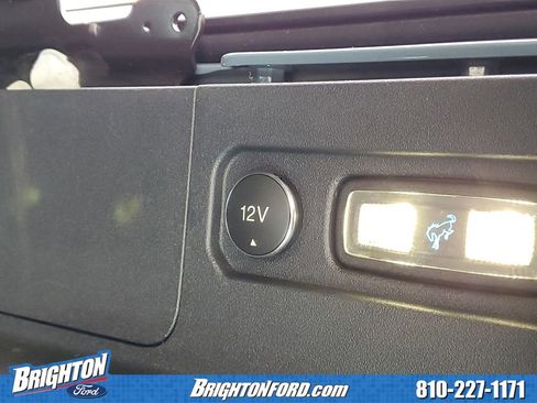 Used 2021 Ford Bronco Outer Banks image 9