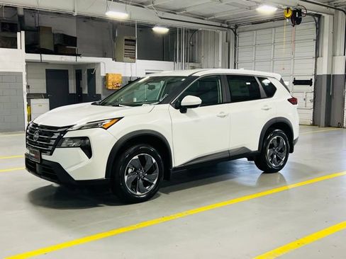 New 2026 Nissan Rogue SV FWD image 11