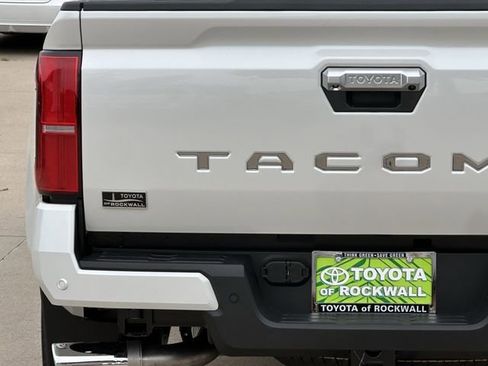 New 2026 Toyota Tacoma Limited AWD/4WD image 5