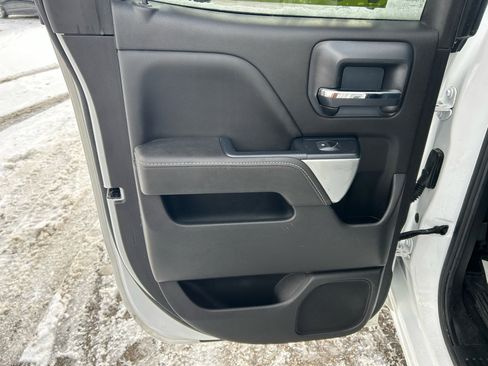 Used 2018 Chevrolet Silverado 1500 LT w/ LT Fleet Convenience Package image 13