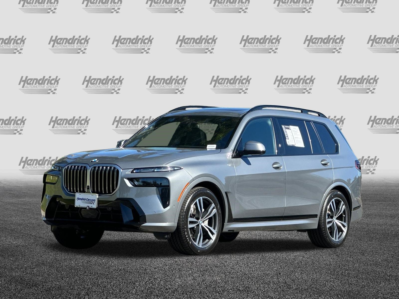 Certified 2026 BMW X7 xDrive40i w/ Executive Package AWD/4WD image 9