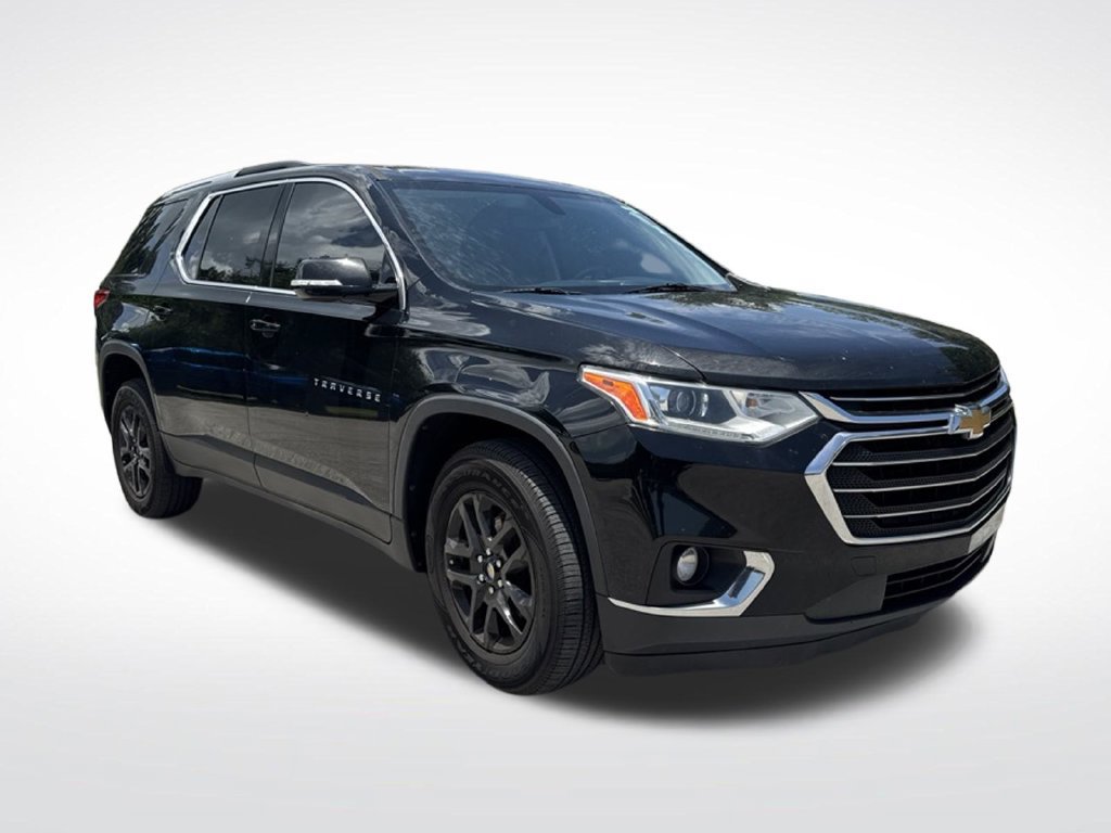 Used 2018 Chevrolet Traverse LT FWD image 2