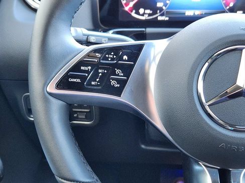 Used 2025 Mercedes-Benz GLA 250 4MATIC image 18