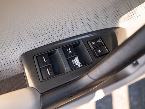 Used 2014 Acura TSX Sedan image 23