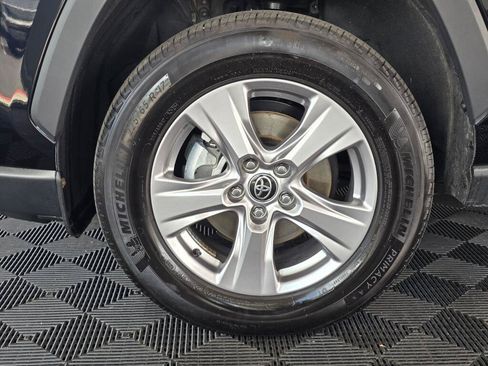 Certified 2025 Toyota RAV4 XLE AWD/4WD image 10