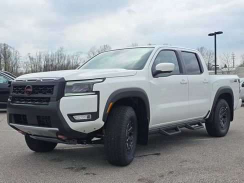 New 2026 Nissan Frontier PRO-4X w/ Pro-4x Convenience Package image 11