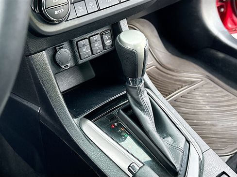 Used 2015 Toyota Corolla S Premium image 9