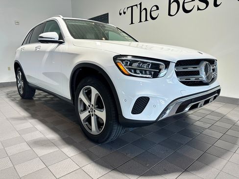 Certified 2022 Mercedes-Benz GLC 300 4MATIC image 1