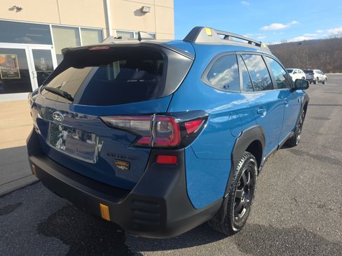 Used 2025 Subaru Outback Wilderness image 6
