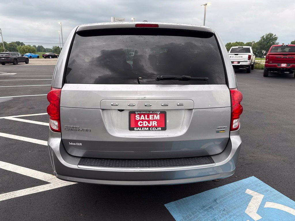 Used 2019 Dodge Grand Caravan GT FWD image 7
