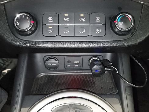 Used 2016 Kia Sportage LX FWD image 28