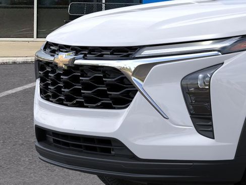 New 2026 Chevrolet Trax LS w/ LS Convenience Package image 37