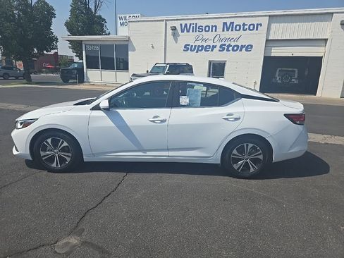 Used 2022 Nissan Sentra SV FWD image 9