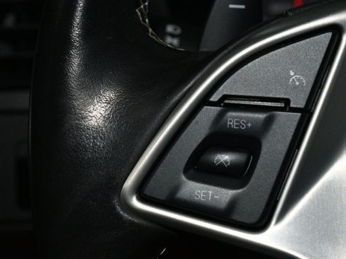 Used 2017 Chevrolet Corvette Stingray Coupe w/ 1LT RWD image 29