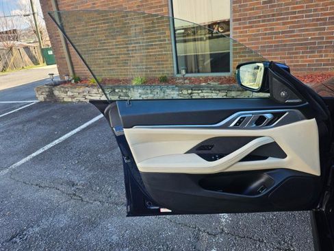 Used 2024 BMW i4 eDrive40 w/ M Sport Package image 31