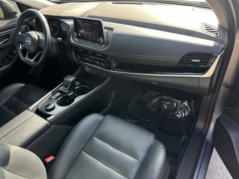 Used 2022 Nissan Rogue SL image 12