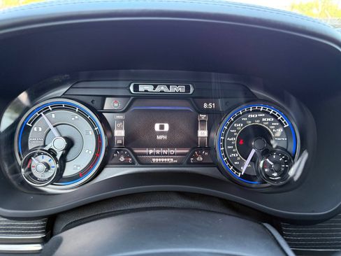 Used 2020 RAM 2500 Limited AWD/4WD image 17