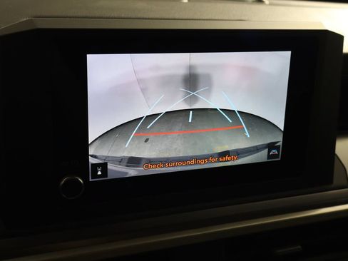 Used 2025 Toyota Tacoma SR5 RWD image 33