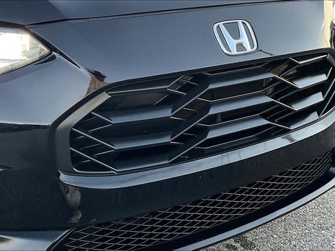 Used 2023 Honda HR-V Sport image 36