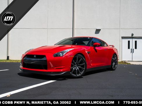 Used 2009 Nissan GT-R Premium AWD/4WD image 1