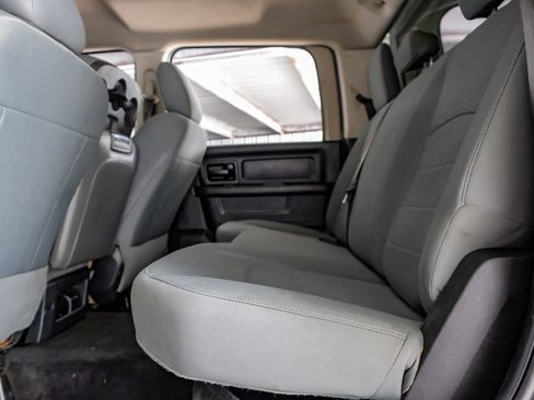 Used 2017 RAM 2500 Tradesman w/ Chrome Appearance Group image 37