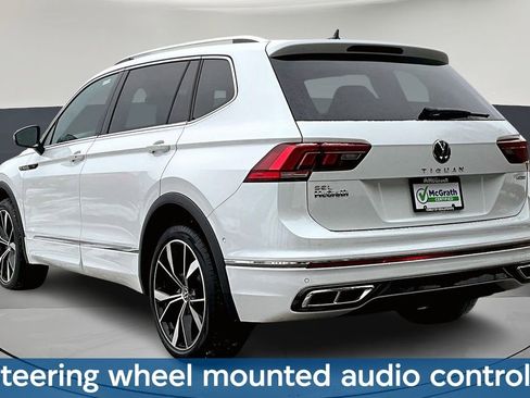Used 2024 Volkswagen Tiguan SEL R-Line image 4