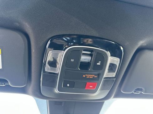 Used 2024 Hyundai Santa Cruz Night image 25