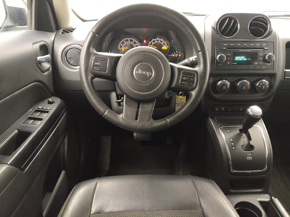 Used 2016 Jeep Patriot Sport w/ Power Value Group AWD/4WD image 22