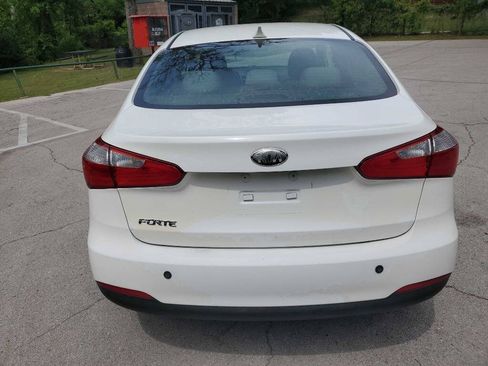 Used 2014 Kia Forte LX FWD image 5