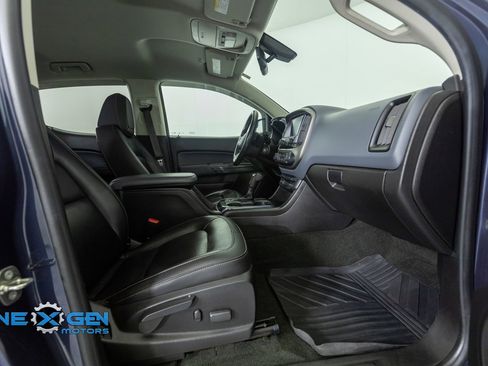 Used 2018 Chevrolet Colorado Z71 w/ Centennial Edition AWD/4WD image 43