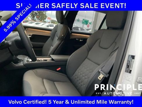 Certified 2025 Volvo XC90 B5 Plus AWD/4WD image 15