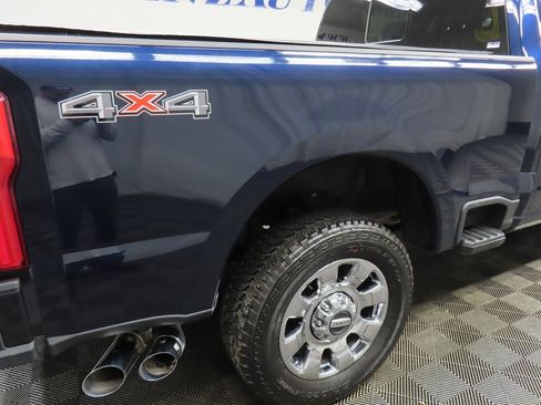 Used 2024 Ford F250 Platinum image 41