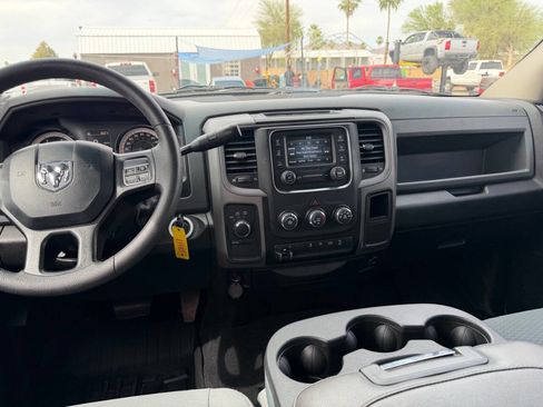 Used 2018 RAM 2500 Tradesman w/ Chrome Appearance Group image 22